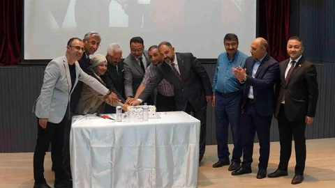Kayseri Ticaret MTAL'de 100. Yıl Kutlaması