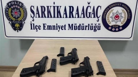 Şarkikaraağaç'ta Ruhsatsız Silah Operasyonu