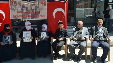 Muş'ta Ailelerden Teslim Ol Çağrısı