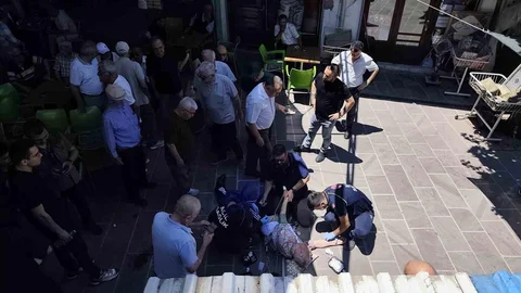 Manisa'da Cenaze Töreninde Kalp Krizi Geçirdi