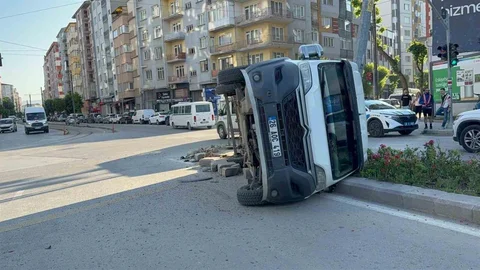 Eskişehir'de Midibüs Kazası