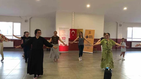Öğretmen Akademilerinde Kafkas Dansları Finali