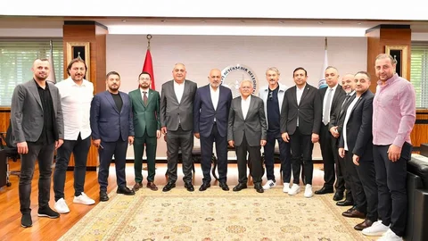 Kayseri'de Kayserispor Yönetimi Ziyaret Gerçekleştirdi