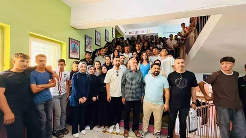 Diyarbakır'da Müdür Yardımcısı Hüzünle Ayrıldı