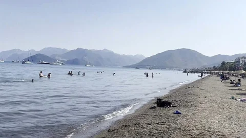 Marmaris'te Sahiller Canlandı