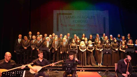 Samsun'da Türkü Şöleni Düzenlendi