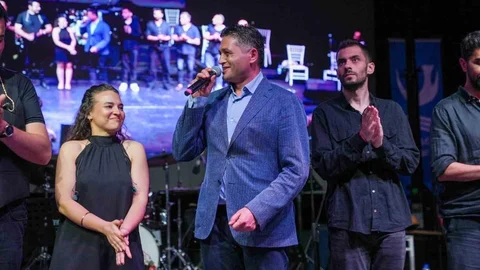 Aliağa'da Unutulmaz Müzik Gecesi