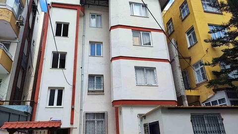 Adana'da Genç Kadın Ölü Bulundu