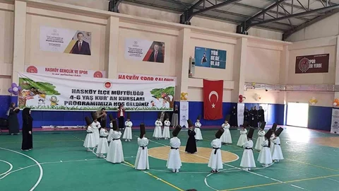 Hasköy'de Kur'an Kursu Mezuniyet Töreni