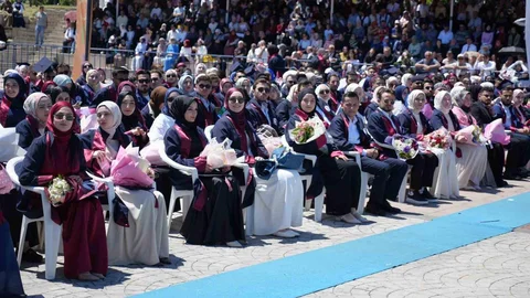 Samsun'da Mezuniyet Coşkusu
