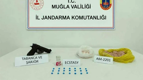 Uyuşturucu Operasyonlarında 3 Tutuklama