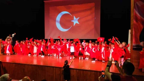 Vezirköprü'de Çocuklara Belge Töreni