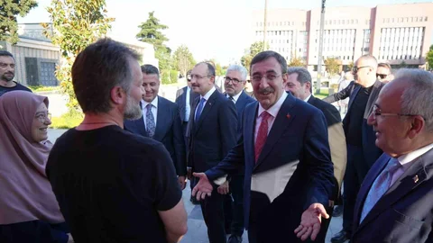 Cumhurbaşkanı Yardımcısı Samsun'da Ziyaretler Yapıyor