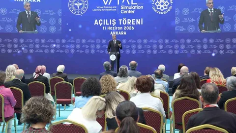 Sağlık Bakanı Memişoğlu'ndan Eğitim Vurgusu