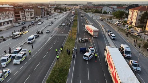 Kütahya'da Trafik Kazası: 1 Ölü, 2 Yaralı