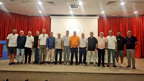 Çeşme Belediyespor’da Başkan Yeniden Sarısaç
