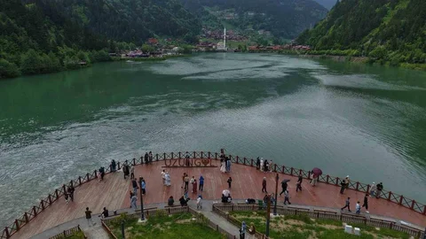 Uzungöl'de Yaz Sezonu Başladı