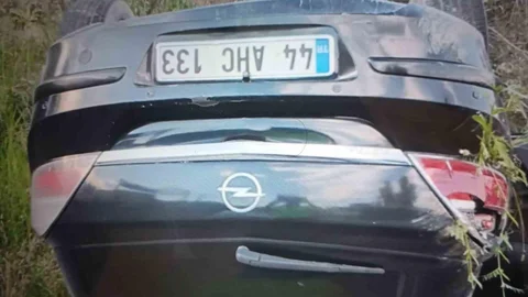 Malatya'da Takla Atan Araçta Yaralı Var