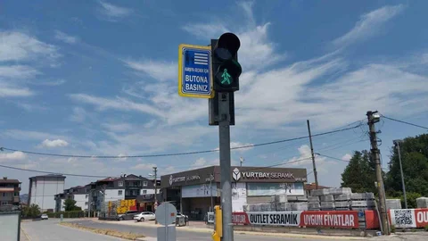 Kocaeli'de 269 Kavşakta 7/24 Sinyalizasyon Takibi