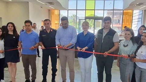Sarıgöl'de Öğrencilerden Etkileyici Sergi ve Tiyatro