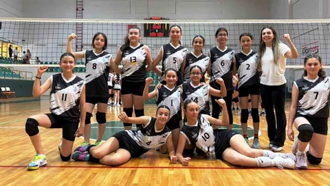 Kocaeli'de Voleybol Şampiyonluğu