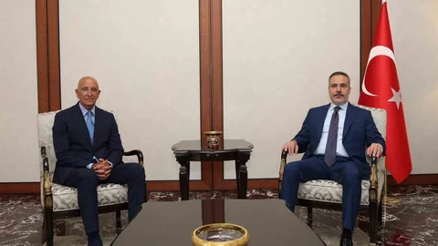 Dışişleri Bakanı Fidan, Barrack’ı Kabul Etti