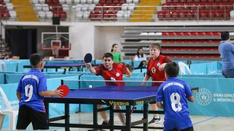Sivas'ta Masa Tenisi Heyecanı