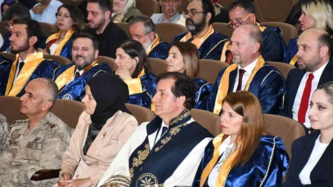 Ardahan Üniversitesi Mezuniyet Töreni Gerçekleşti