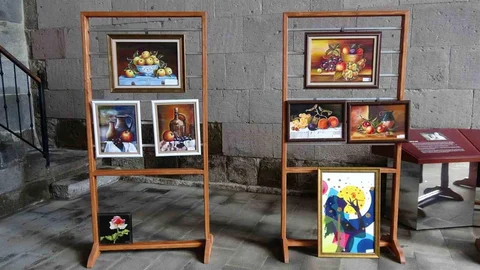 Erzurum'da Sanat Sergisi Yoğun İlgi Gördü