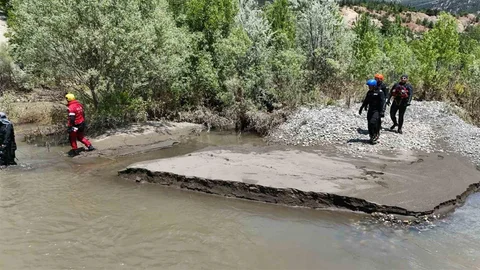 Sivas'ta Kaybolan Genç Kız için Arama Çalışmaları Devam Ediyor