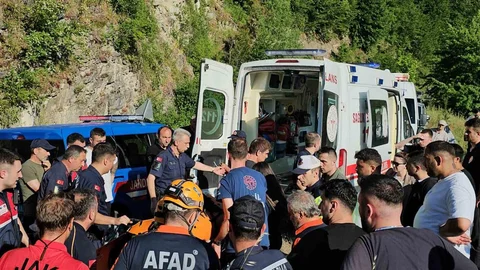 Zonguldak'ta Şelalede Kaybolan Genç Bulundu