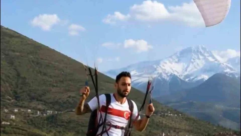 Talas’ta Paraşütle Destek Etkinliği