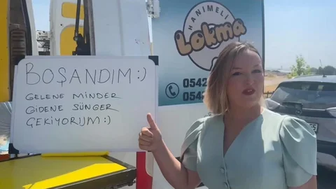Balıkesir'de Boşanma Kutlaması Yapıldı