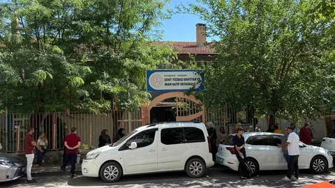 Diyarbakır'da Sınavda Kimlik Sorunu