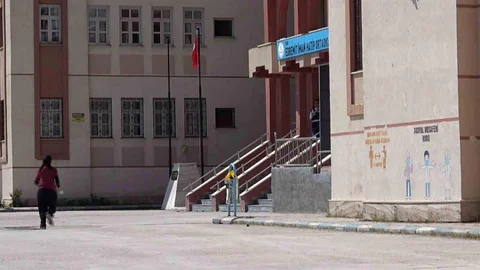 Van'da LGS Sınavı Gerçekleşti