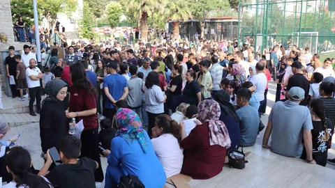 Denizli'de LGS Sınavı Heyecanı Başladı