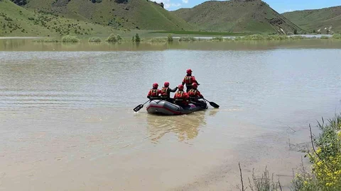 Erzurum'da Kaybolan Genç Çoban İçin Arama Devam Ediyor