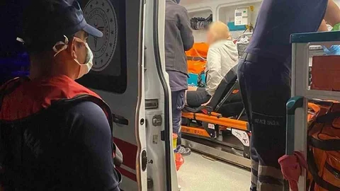 Muğla'da Gemide Rahatsızlanan Yolcu Tahliye Edildi