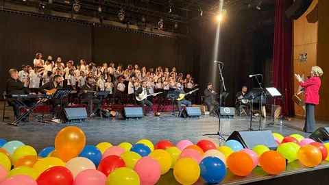 Erzurum'da Türk Halk Müziği Gecesi