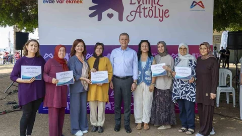 Mersin'de Kadınlara Sertifika Verildi