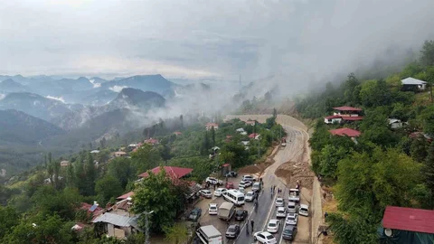 Adana'da Şiddetli Yağış Heyelana Neden Oldu