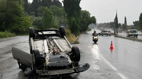 Aydın'da Otomobil Takla Attı