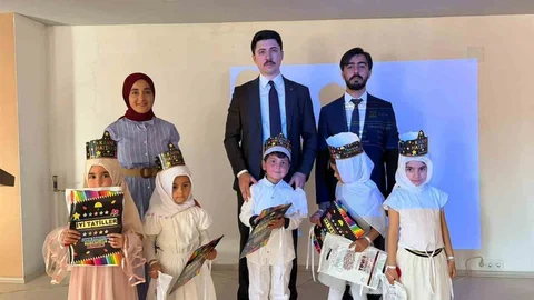 Kars'ta Öğrencilerin Yıl Sonu Programı