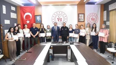Eskişehir'de AFAD Gönüllülerine Sertifika Verildi