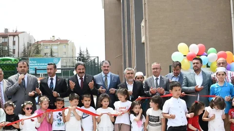 Eskişehir'de Yeni Spor Tesisleri Açıldı