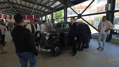 Düzce'de Nostalji Otomobil Buluşması