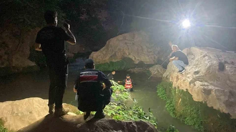 Mersin'de Akıntıya Kapılan Çocuk Hayatını Kaybetti
