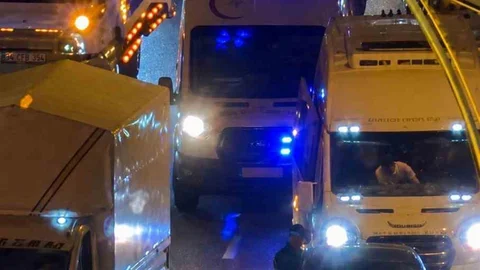 Bitlis'te Ambulansa Yol Açan Vatandaş Takdir Topladı
