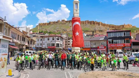 Bayburt’ta Sağlıklı Yaşam İçin Pedal Çevirildi