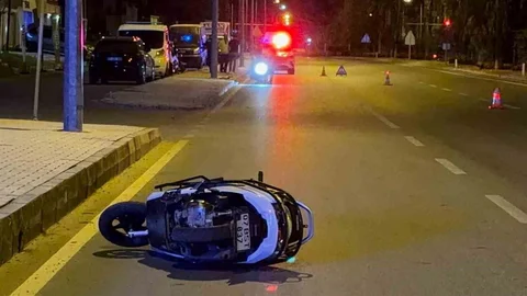 Antalya'da Motosiklet Kazası: 1 Ölü, 1 Yaralı